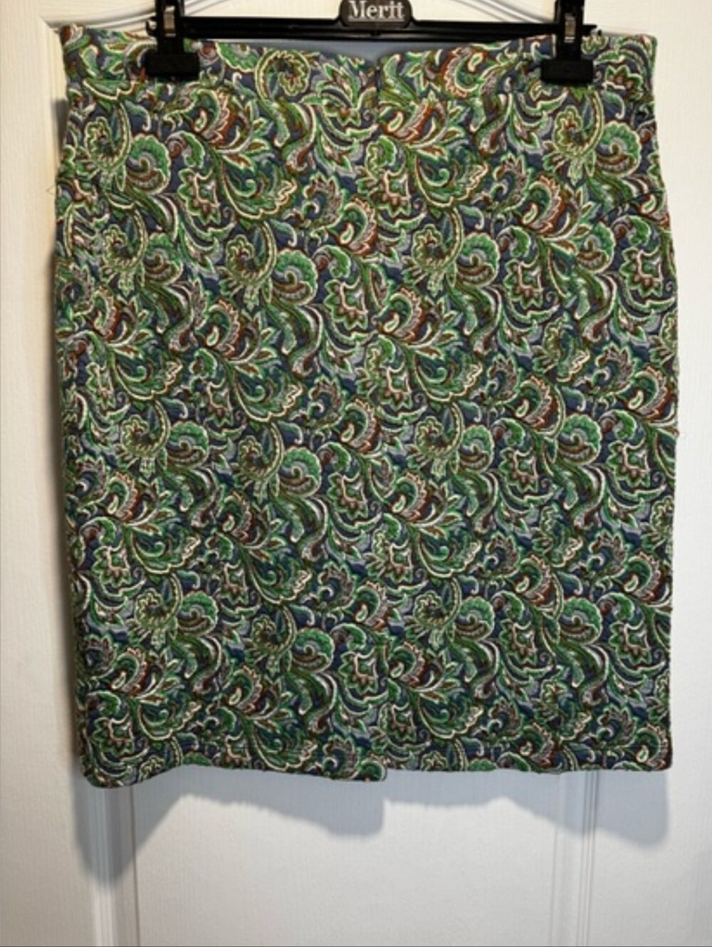 Maeve Green Paisley Sleeveless Shell and Skirt Set - Picture 14 of 15